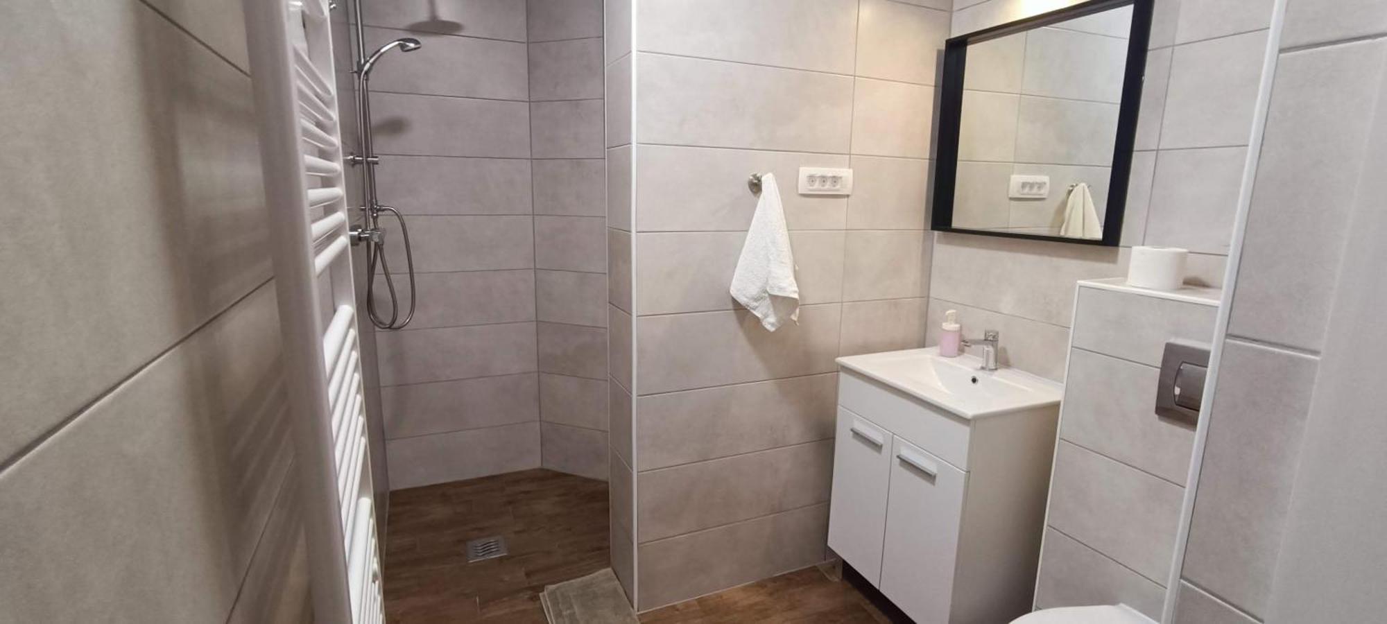 Apartments Branka- 4 Apartments In House- 1 Apartment Has Jacuzzi Vir Exterior photo