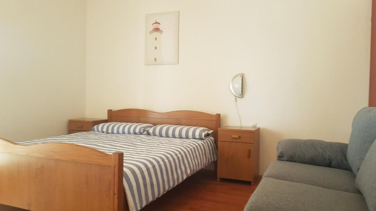 Apartments Branka- 4 Apartments In House- 1 Apartment Has Jacuzzi Vir Exterior photo